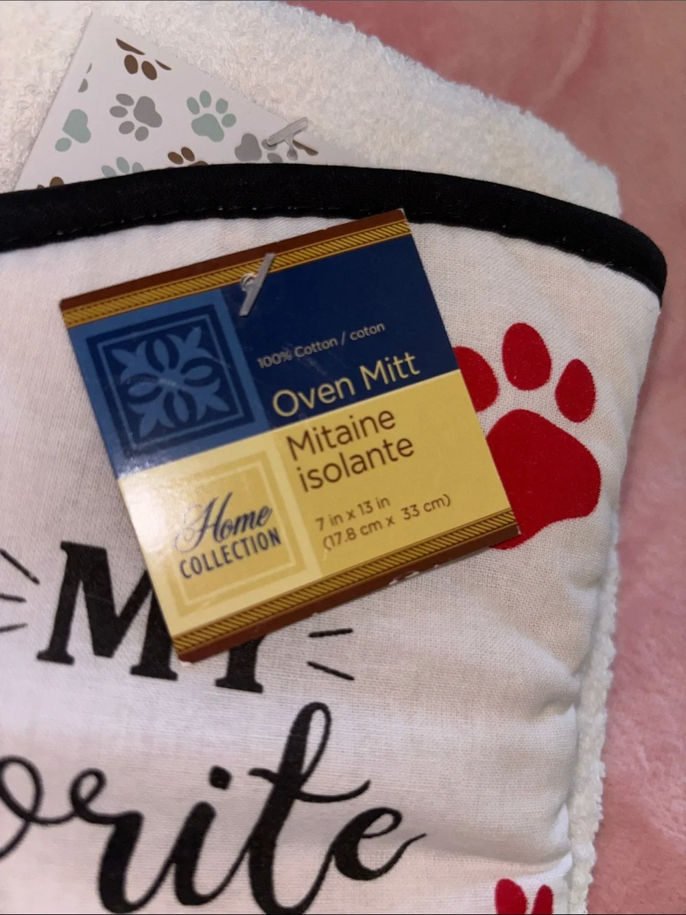 Black Quilted Oven Mitt & TWO White 'Four Paws' Kitchen Towel Set